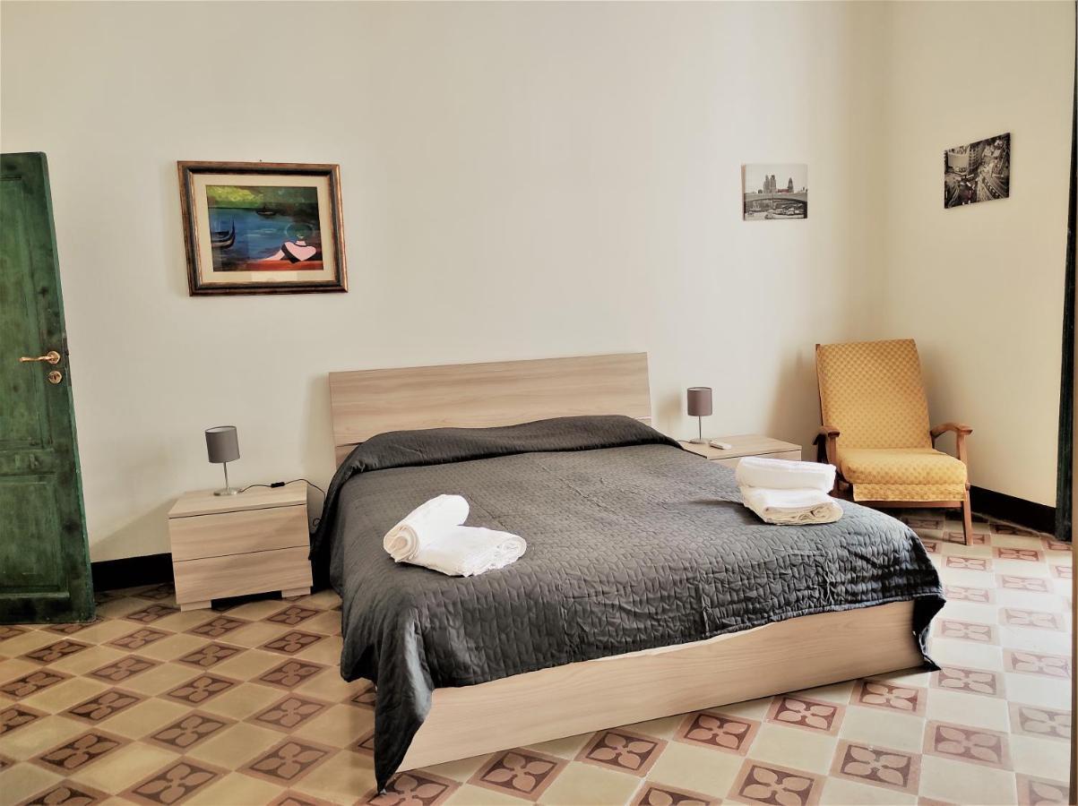 Residenza Diana- Ortigia Holidays Syrakusa Exteriör bild