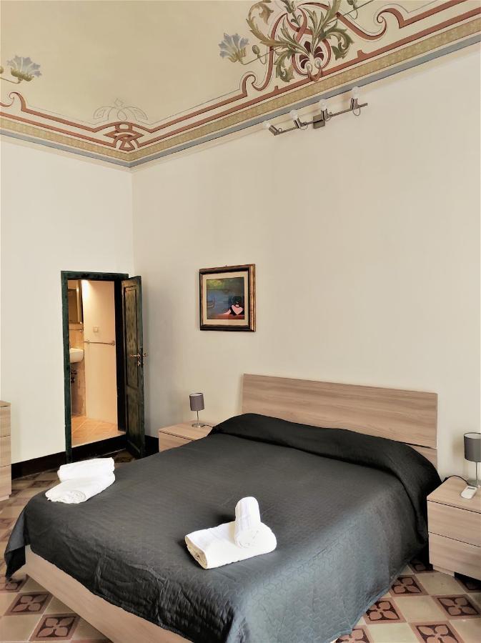 Residenza Diana- Ortigia Holidays Syrakusa Exteriör bild